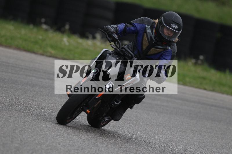 Archiv-2025/10 23.04.2025 Cornu Master School ADR/gruen-vert/25-1